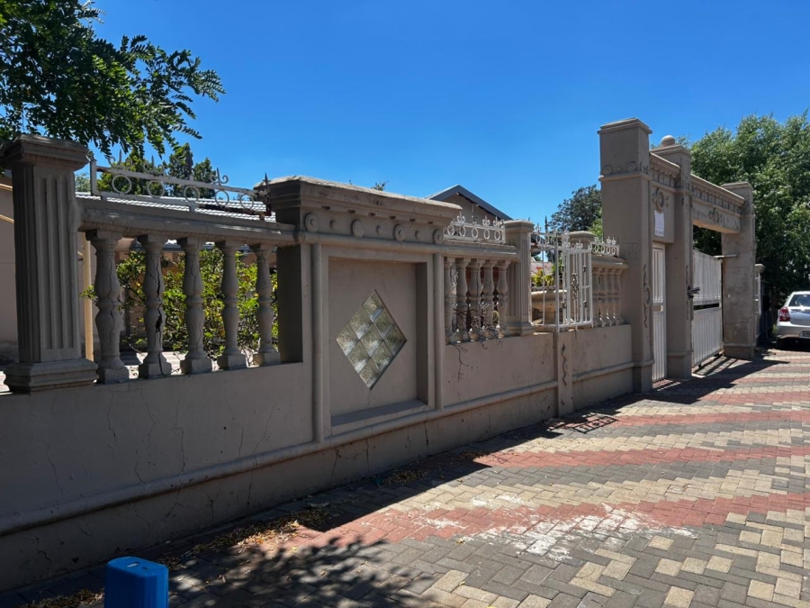 4 Bedroom Property for Sale in Uitsig Free State